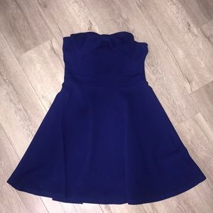 Blue dress
